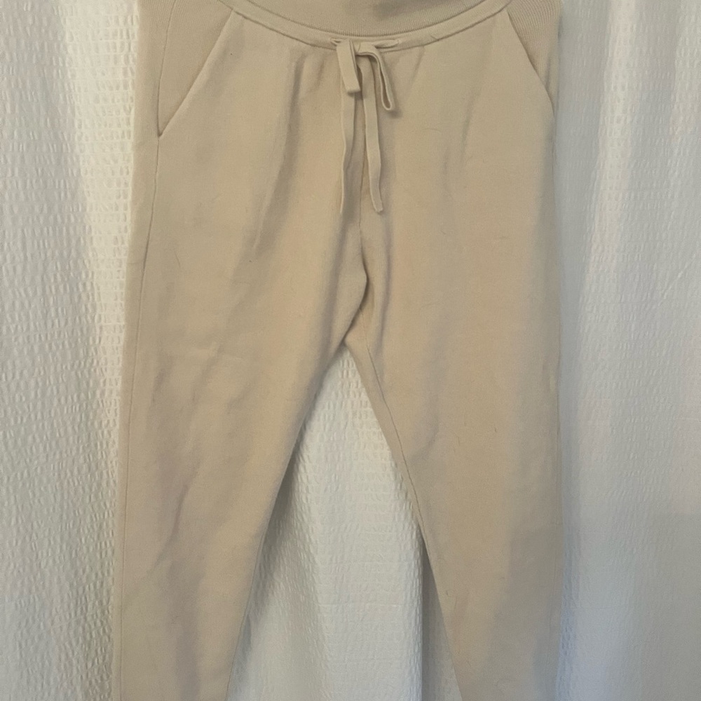 New-Abercrombie & Fitch Beige Jogger Pants